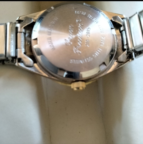 Gruen Embassy Women’s Water Resistant Date Two Tone Quartz Watch - Picture 5 of 6